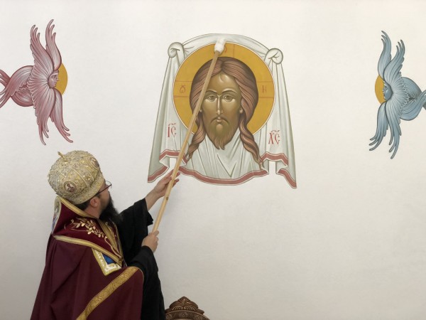 Вечерната богослужба и осветење на новиот конак на западниот дел од Лешочкиот манастир