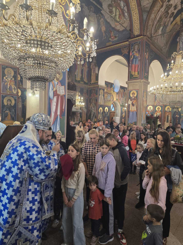 Воздвижение на Чесниот Крст – Крстовден