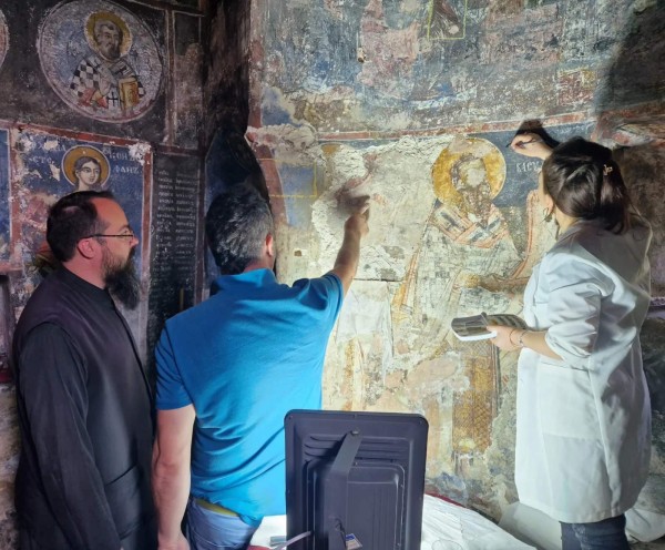 Започна конзервација и санација на фрескоживописот во манастирската црква Успение на Богородица