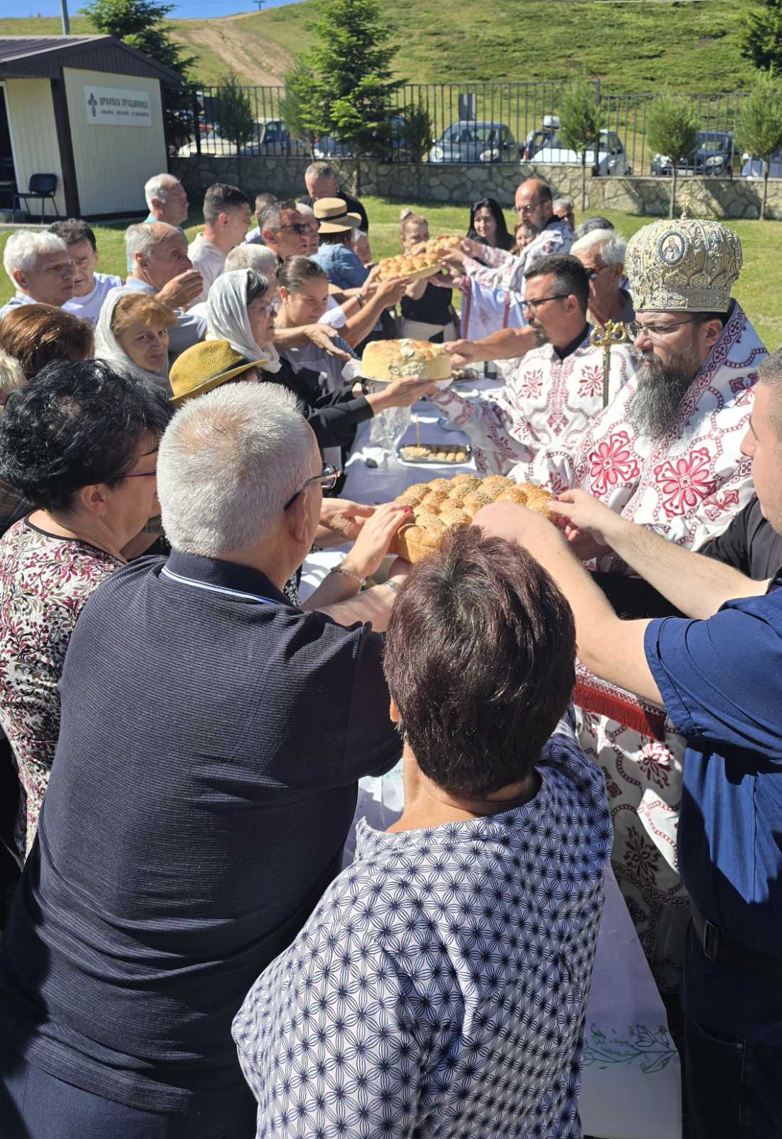 „Св. Наум Охридски“ на Попова Шапка