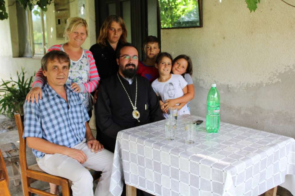 Хуманитарна дејност