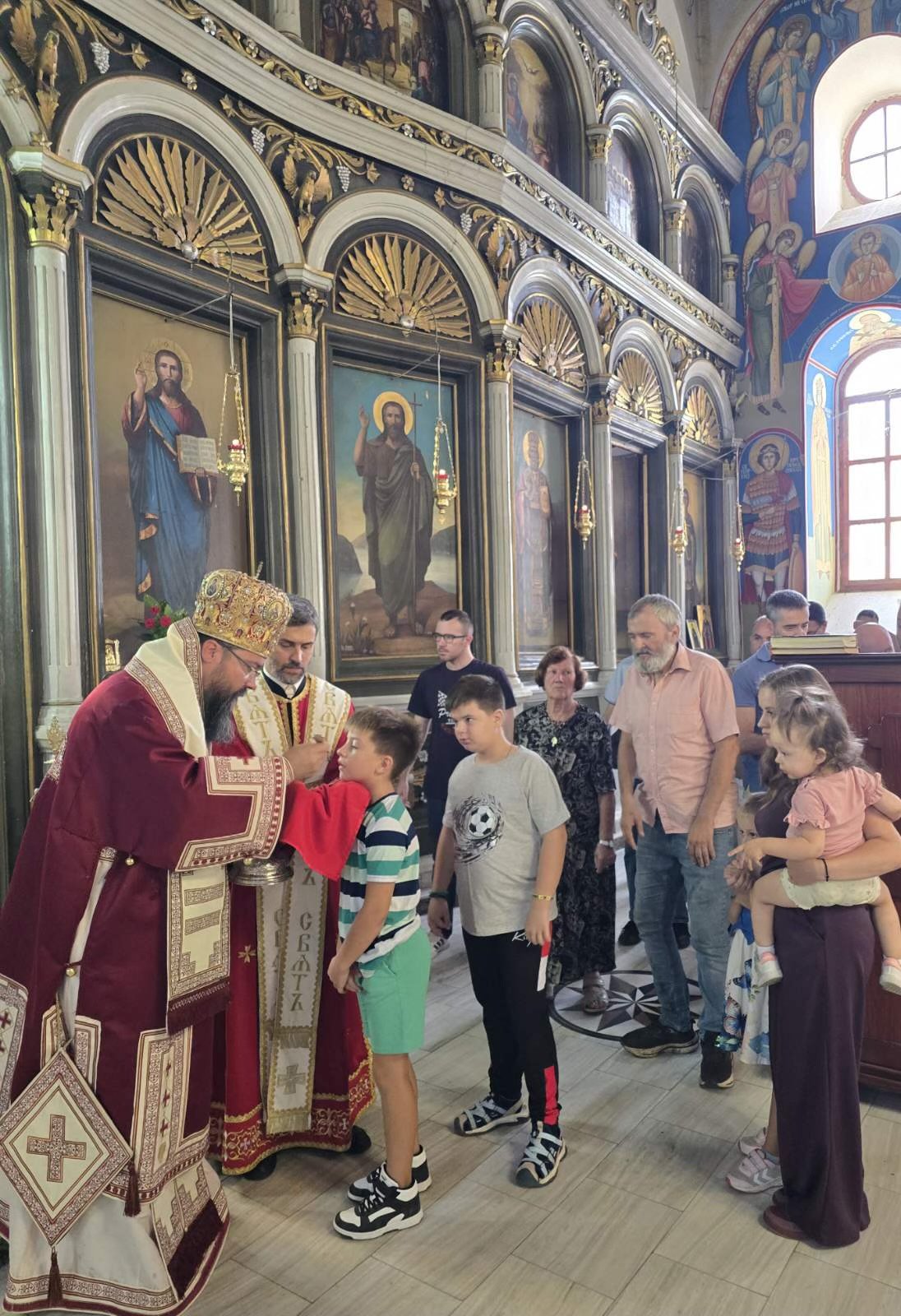 Недела тринаесетта по Педесетница