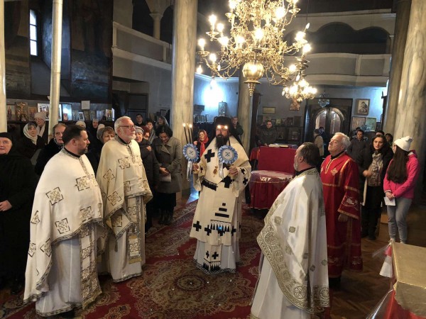 Одбележан споменот на свети Никола во Тетово 