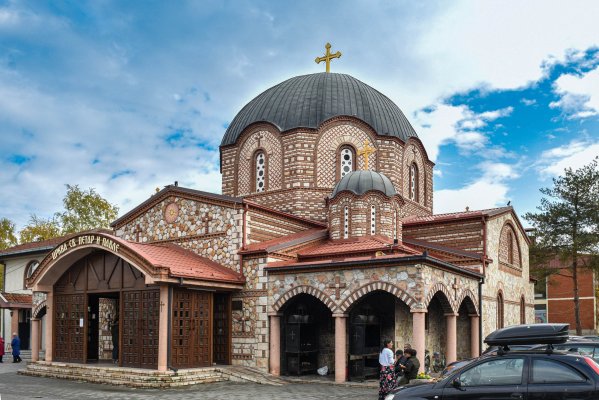 ПРОСЛАВА НА 50-ГОДИШНИНАТА ОД ОСВЕТУВАЊЕТО НА ХРАМОТ „СВЕТИ ПЕТАР И ПАВЛЕ“ ВО НАС. ЃОРЧЕ ПЕТРОВ