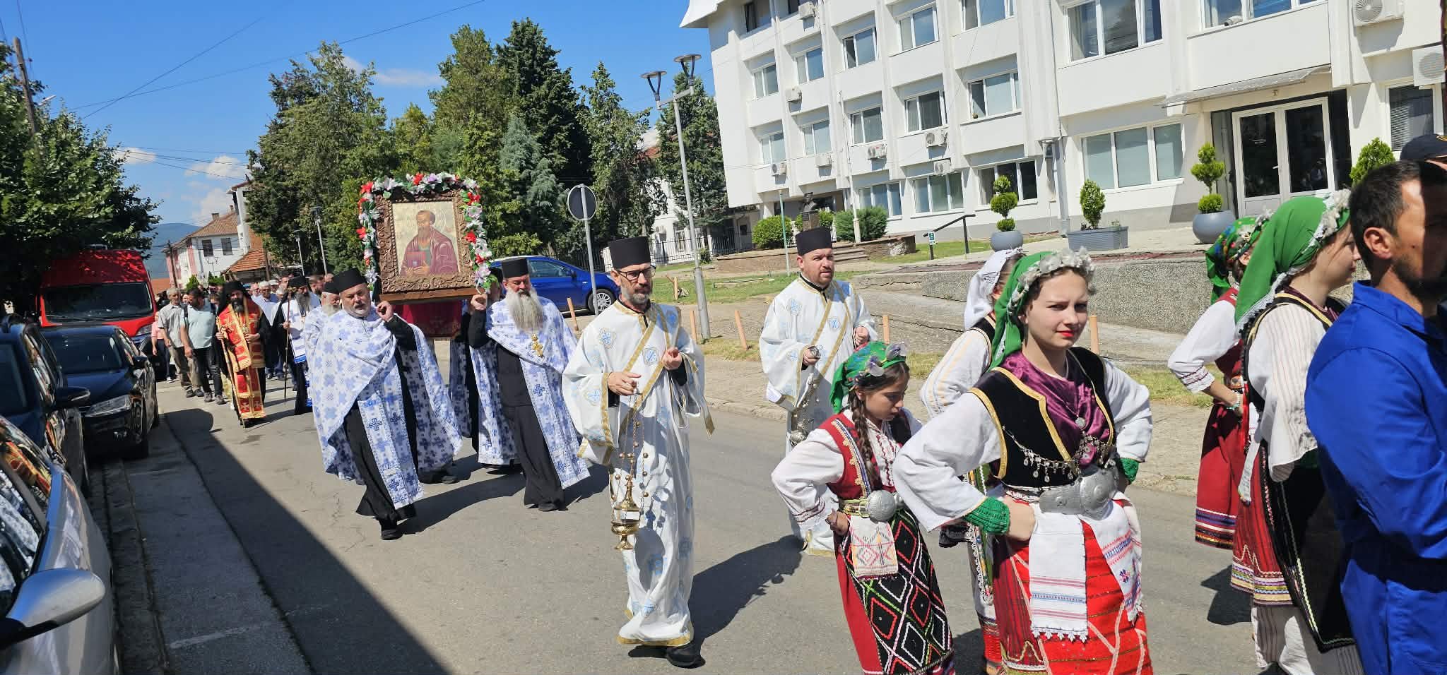 Соборот на 12-темина апостоли – Павловден - слика 11