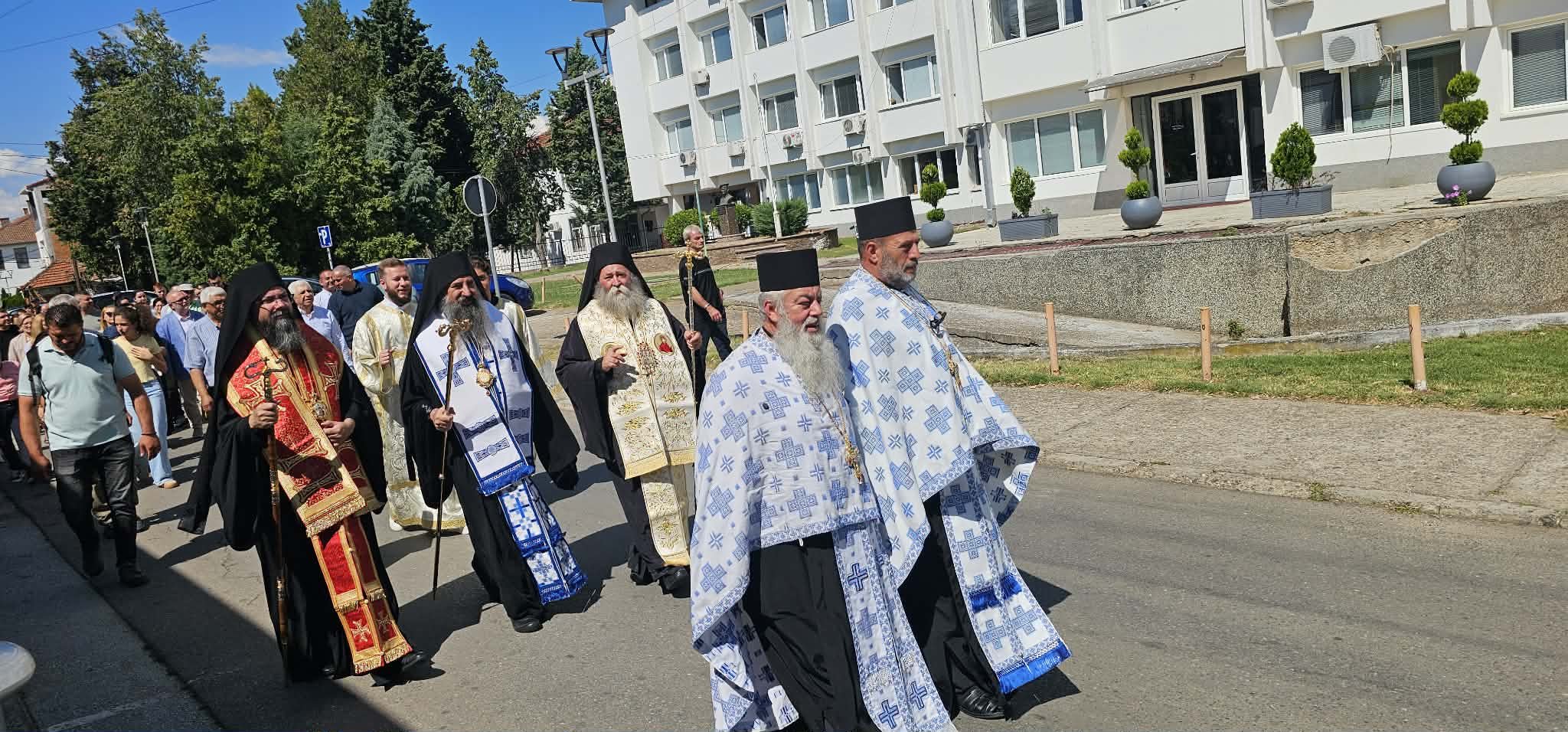 Соборот на 12-темина апостоли – Павловден - слика 12