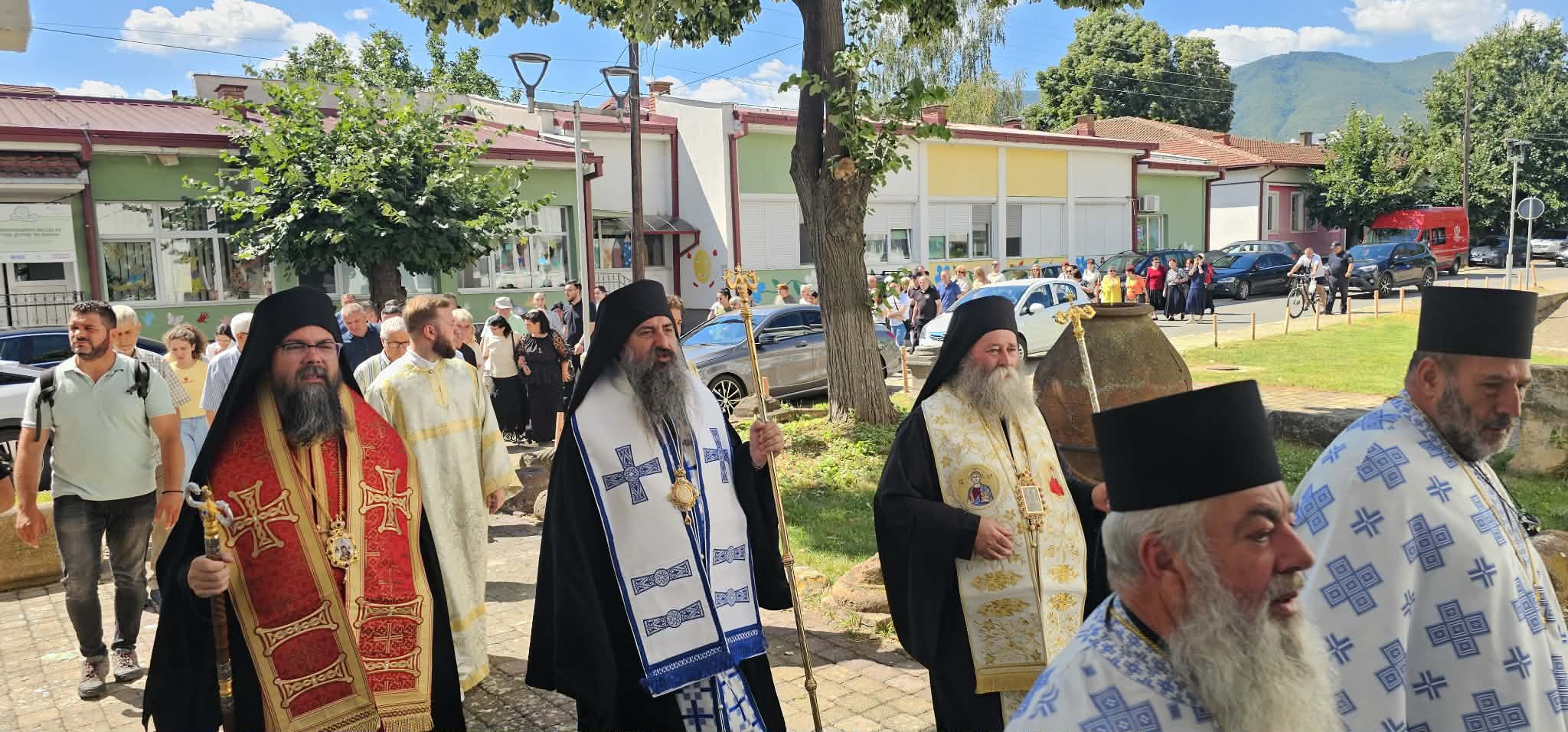 Соборот на 12-темина апостоли – Павловден - слика 13