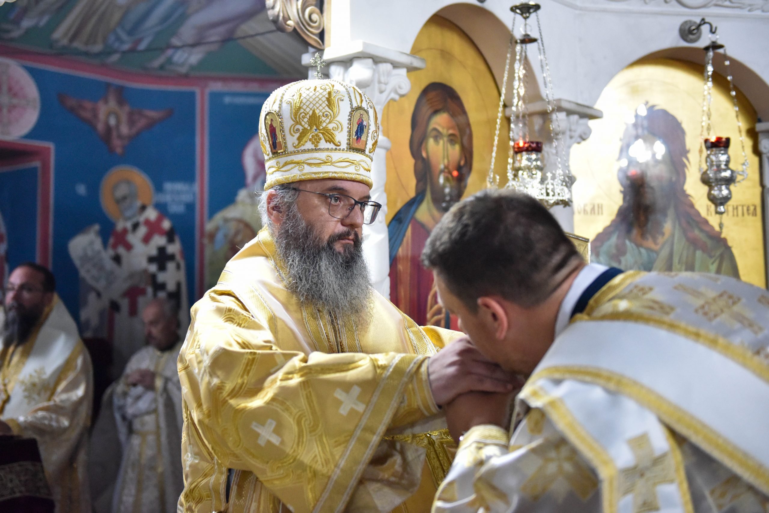 ПЕТРОВДЕН ВО ХРАМОТ „СВЕТИ ПЕТАР И ПАВЛЕ“ ВО Н. ЃОРЧЕ ПЕТРОВ - слика 7