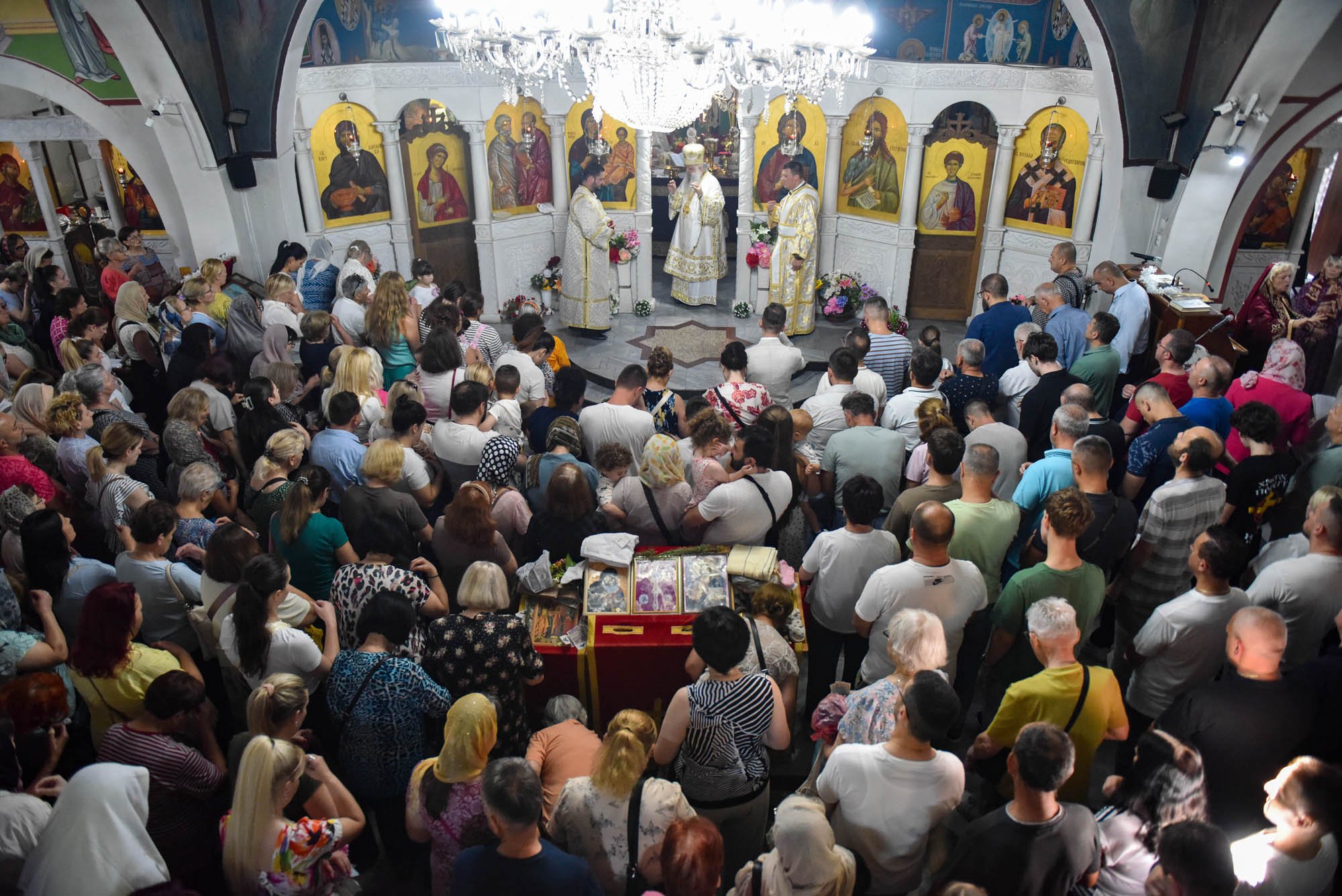 ПЕТРОВДЕН ВО ХРАМОТ „СВЕТИ ПЕТАР И ПАВЛЕ“ ВО Н. ЃОРЧЕ ПЕТРОВ - слика 15
