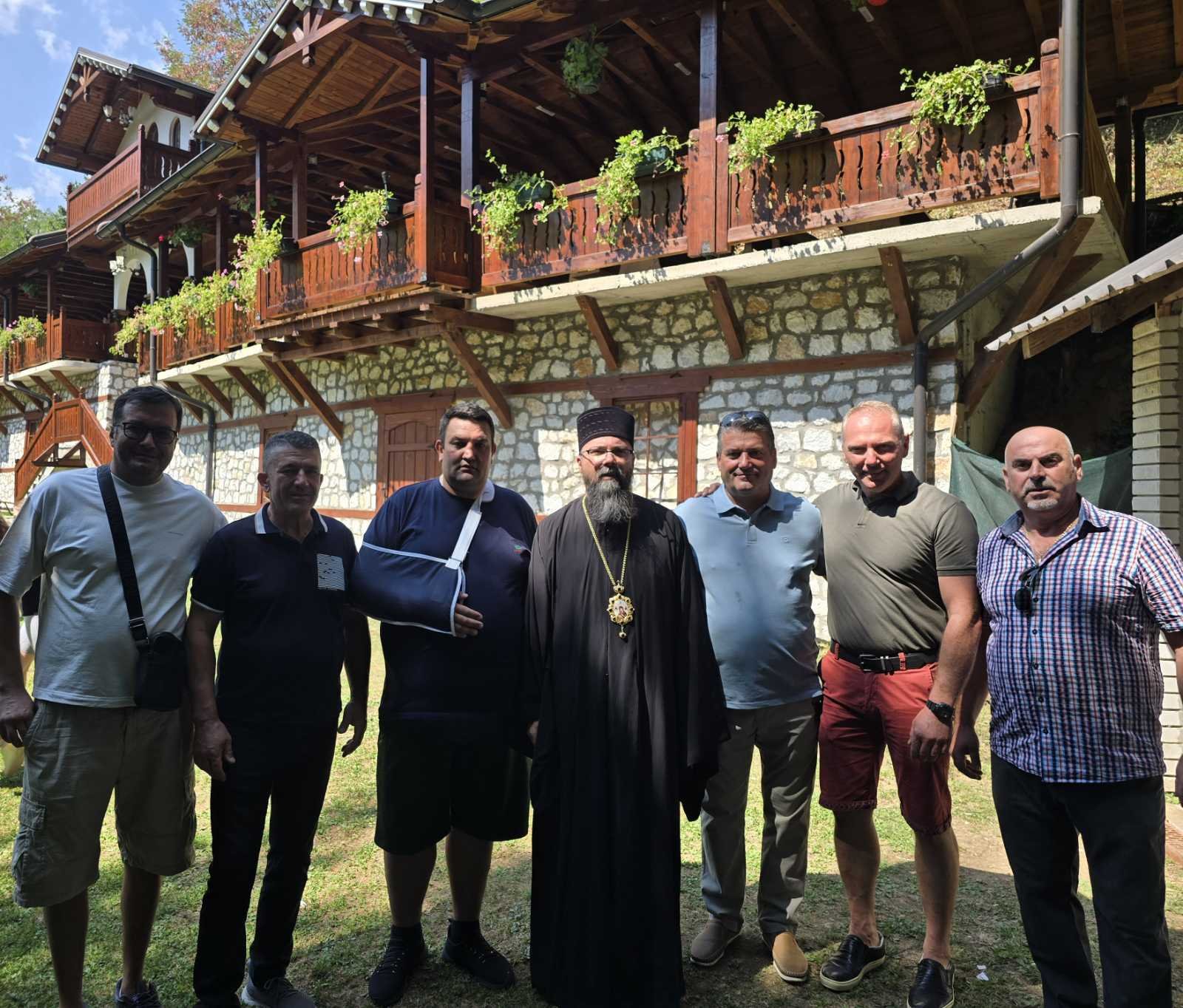 Oсветување на куполниот крст и камбана за храмот ,,Успение на Пресвета Богородица" - с. Галате, Гостивар - слика 3