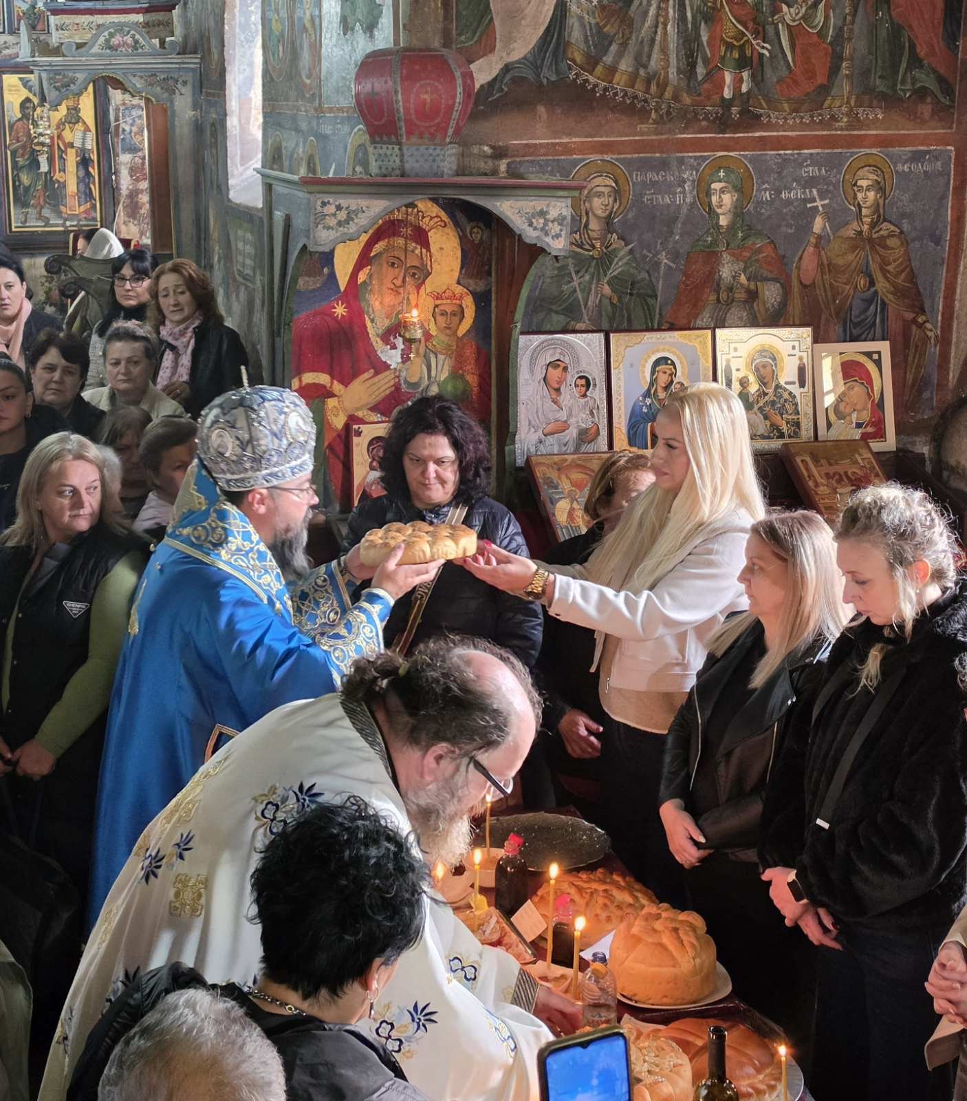Покров на Пресвета Богородица - слика 7