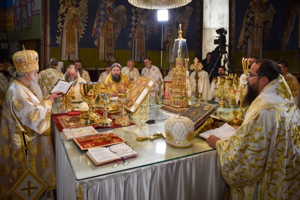 СВЕТИЛО ШТО НЕ ЗГАСНУВА